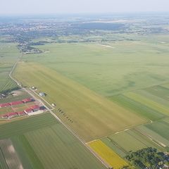 Verortung via Georeferenzierung der Kamera: Aufgenommen in der Nähe von Chełm, Polen in 800 Meter
